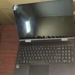 Laptop Penumpang Ditukar Buku